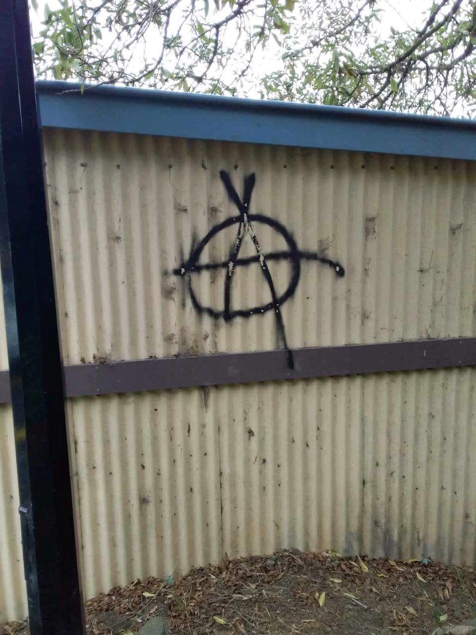The photograph attached to this graffiti report