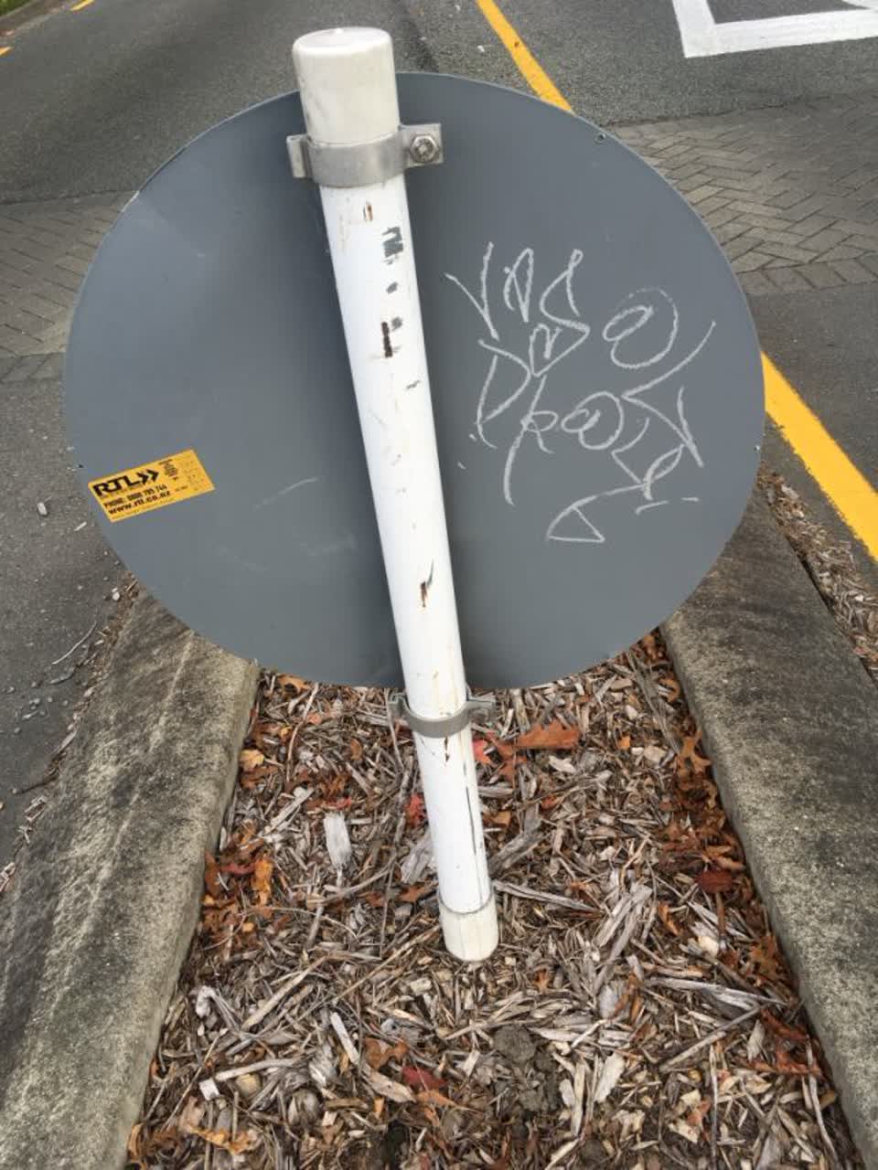 The photograph attached to this graffiti report