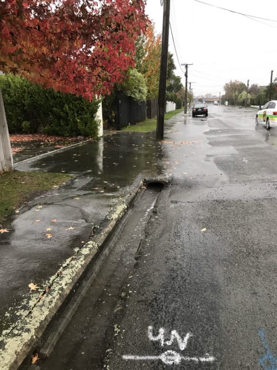 The photograph attached to this roading/streets report