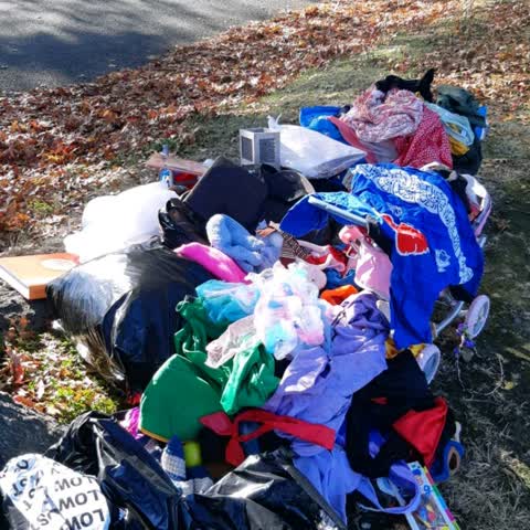 Rubbish/Recycling, a report photo