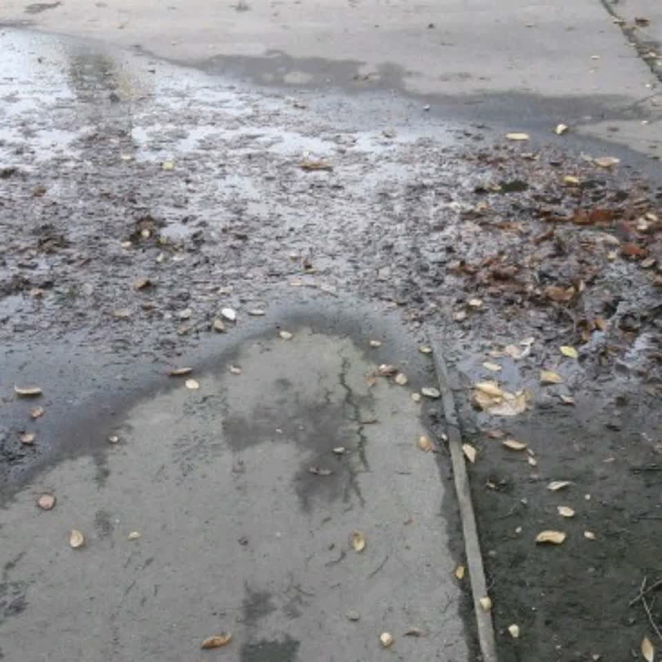 The photograph attached to this water supply report