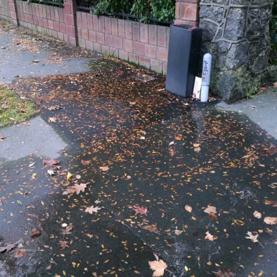 The photograph attached to this water supply report