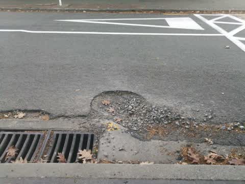 Roading/Streets, a report photo