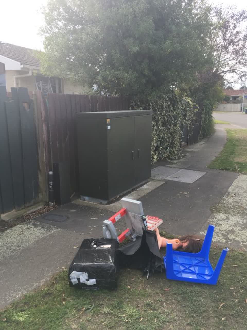The photograph attached to this rubbish/recycling report