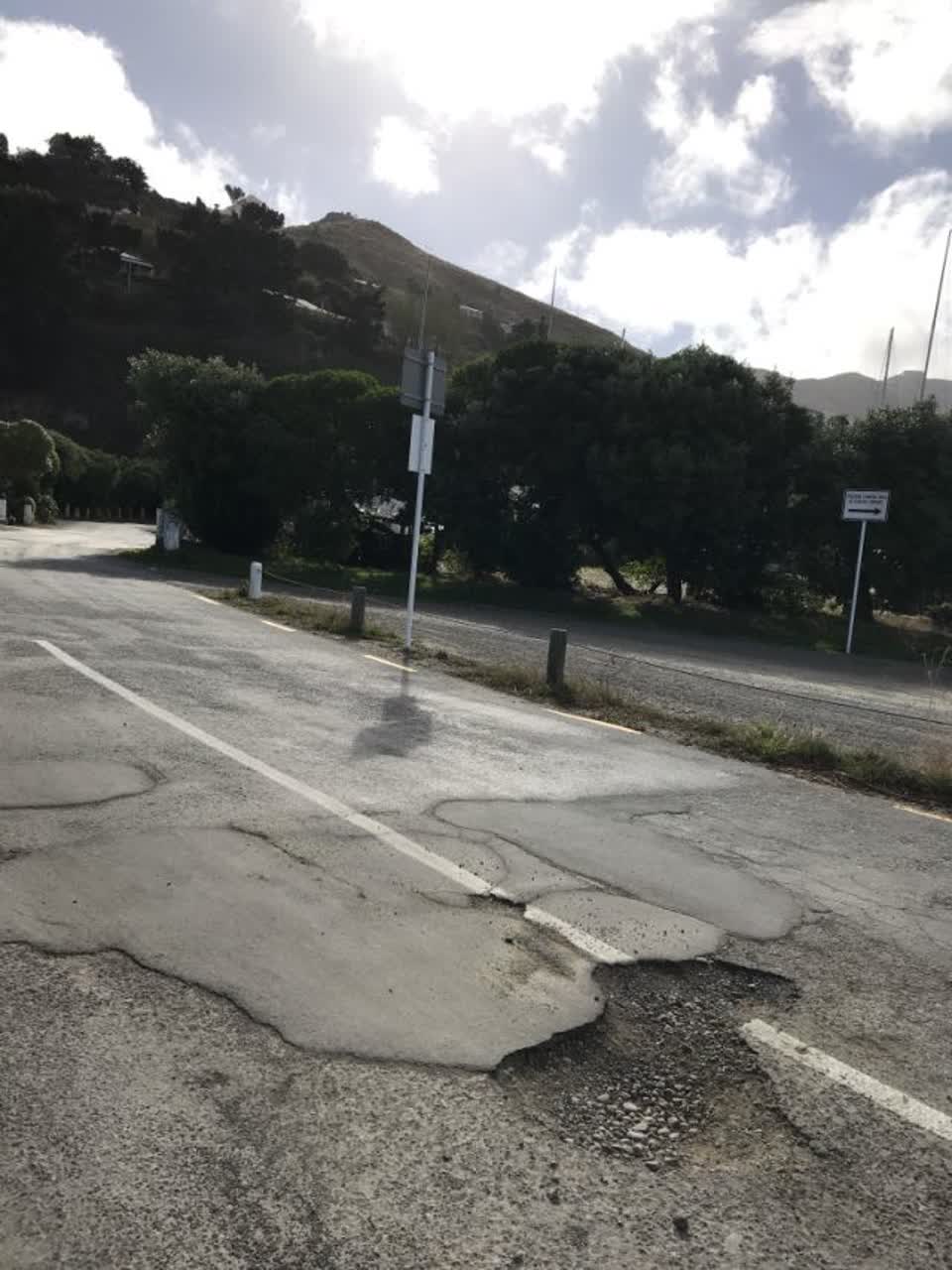 The photograph attached to this roading/streets report