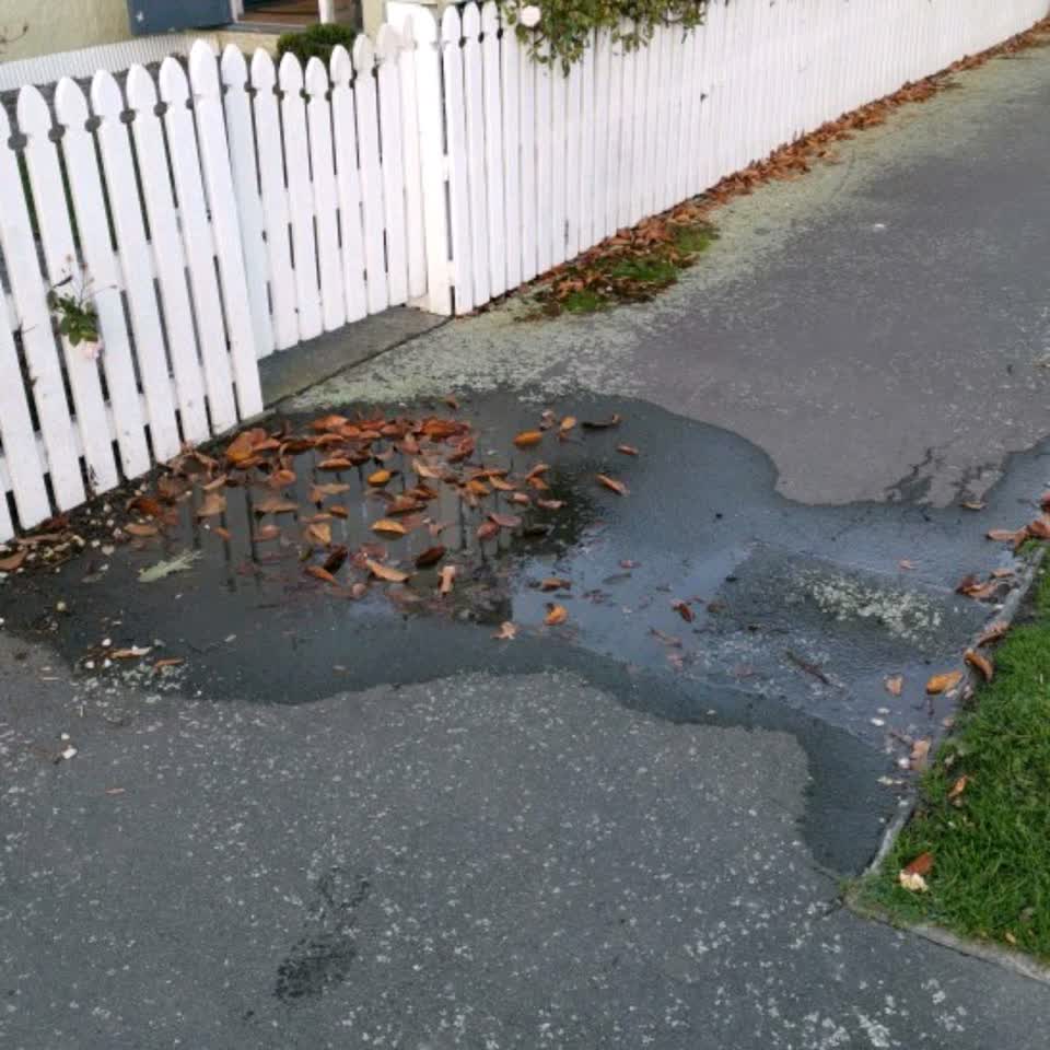 The photograph attached to this water supply report