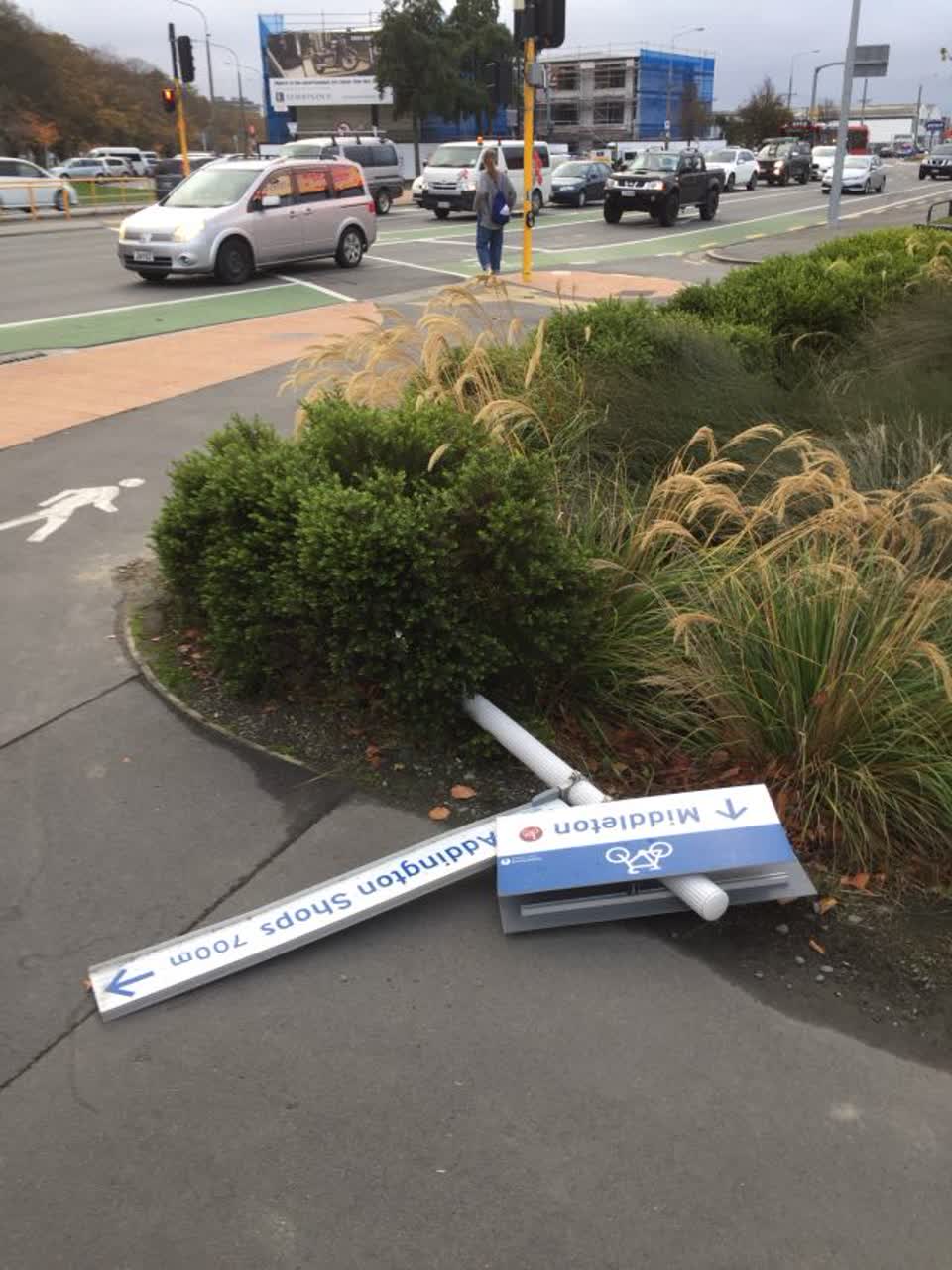 The photograph attached to this roading/streets report