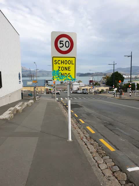 Graffiti, a report photo