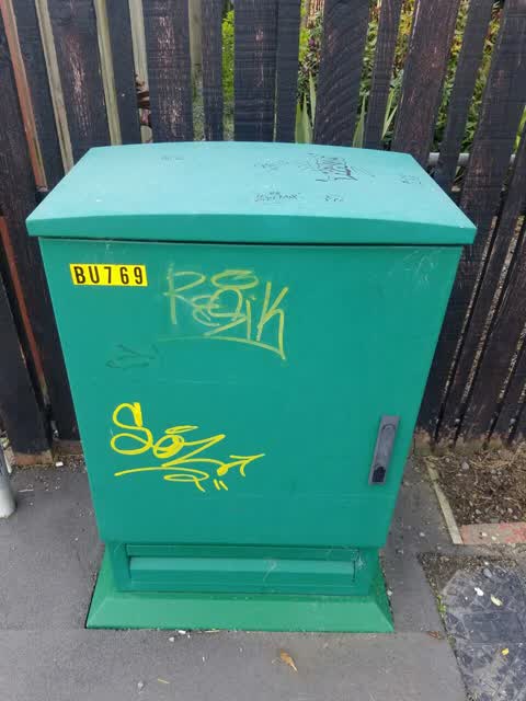 Graffiti, a report photo