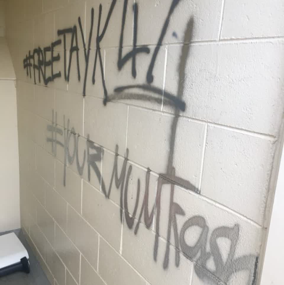 The photograph attached to this graffiti report