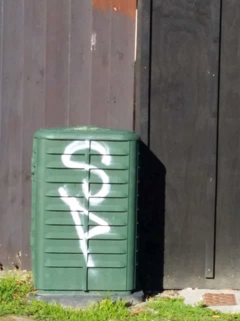 Graffiti, a report photo