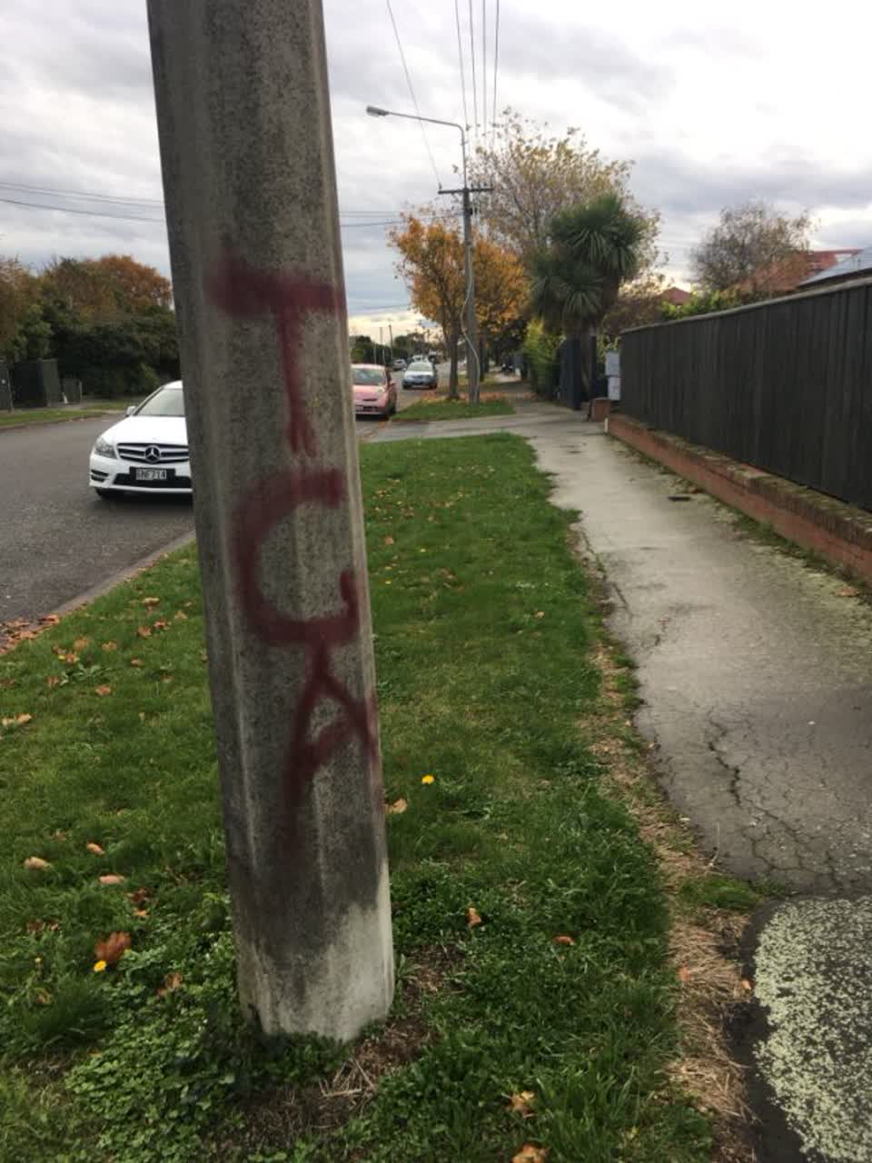 The photograph attached to this graffiti report