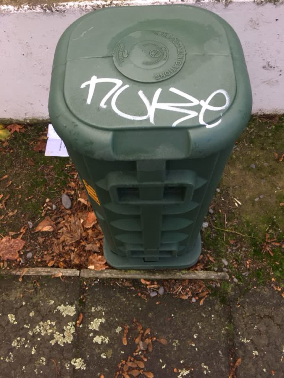The photograph attached to this graffiti report