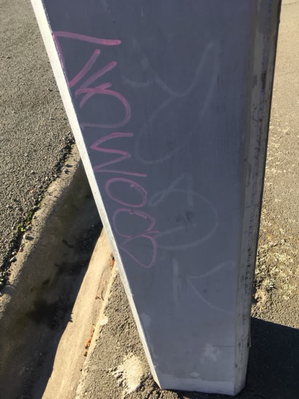 The photograph attached to this graffiti report