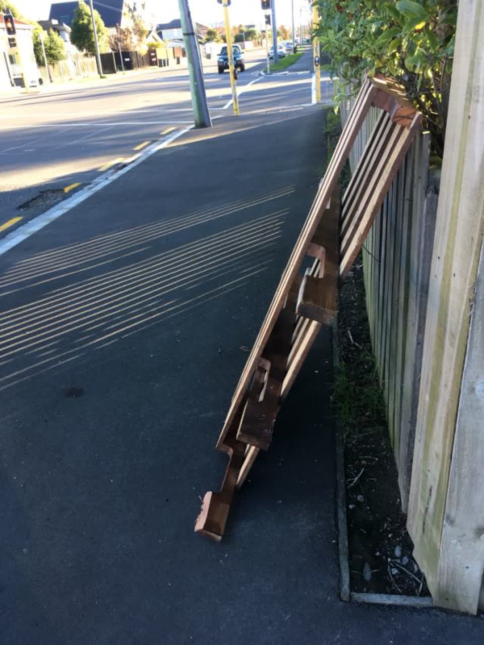 The photograph attached to this rubbish/recycling report