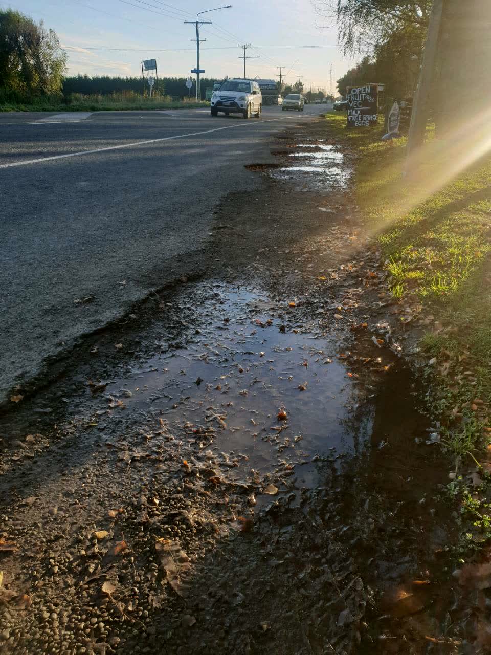 The photograph attached to this roading/streets report