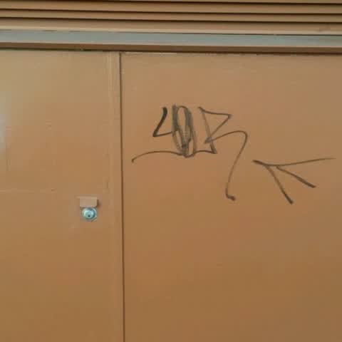 Graffiti, a report photo