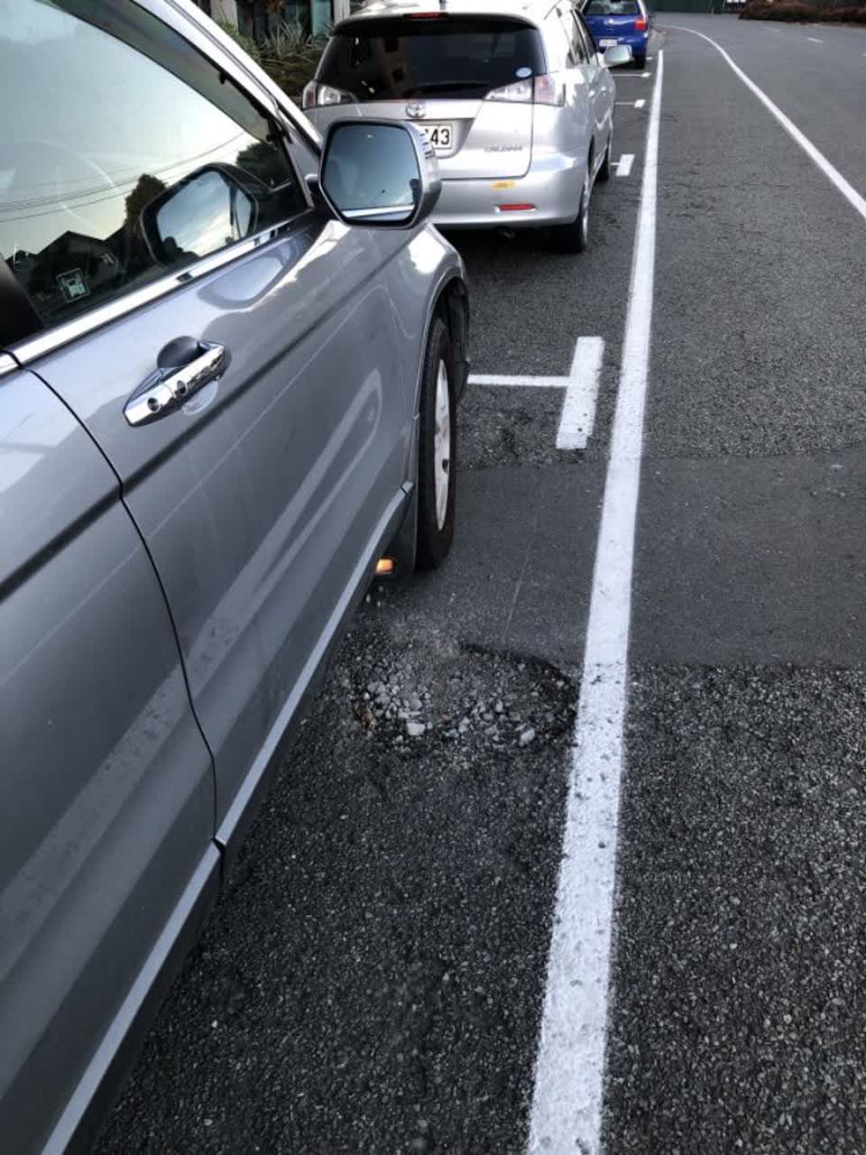 The photograph attached to this roading/streets report