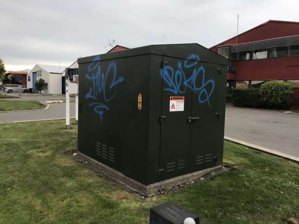 The photograph attached to this graffiti report