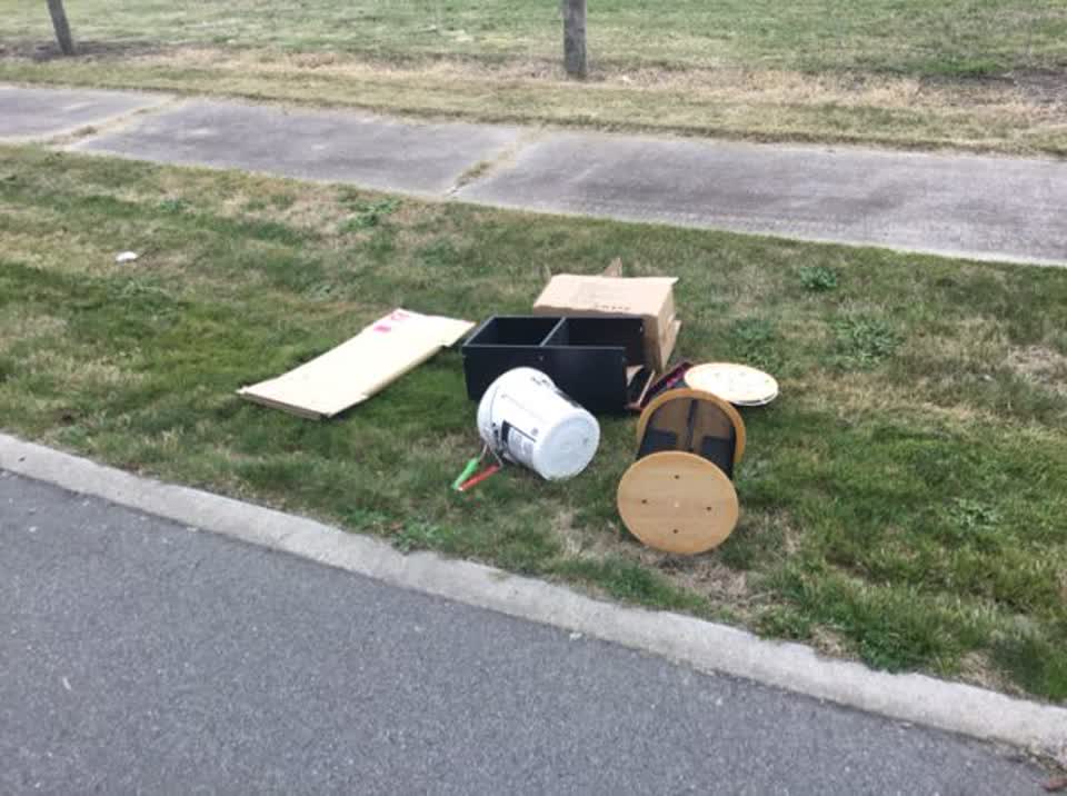 The photograph attached to this rubbish/recycling report