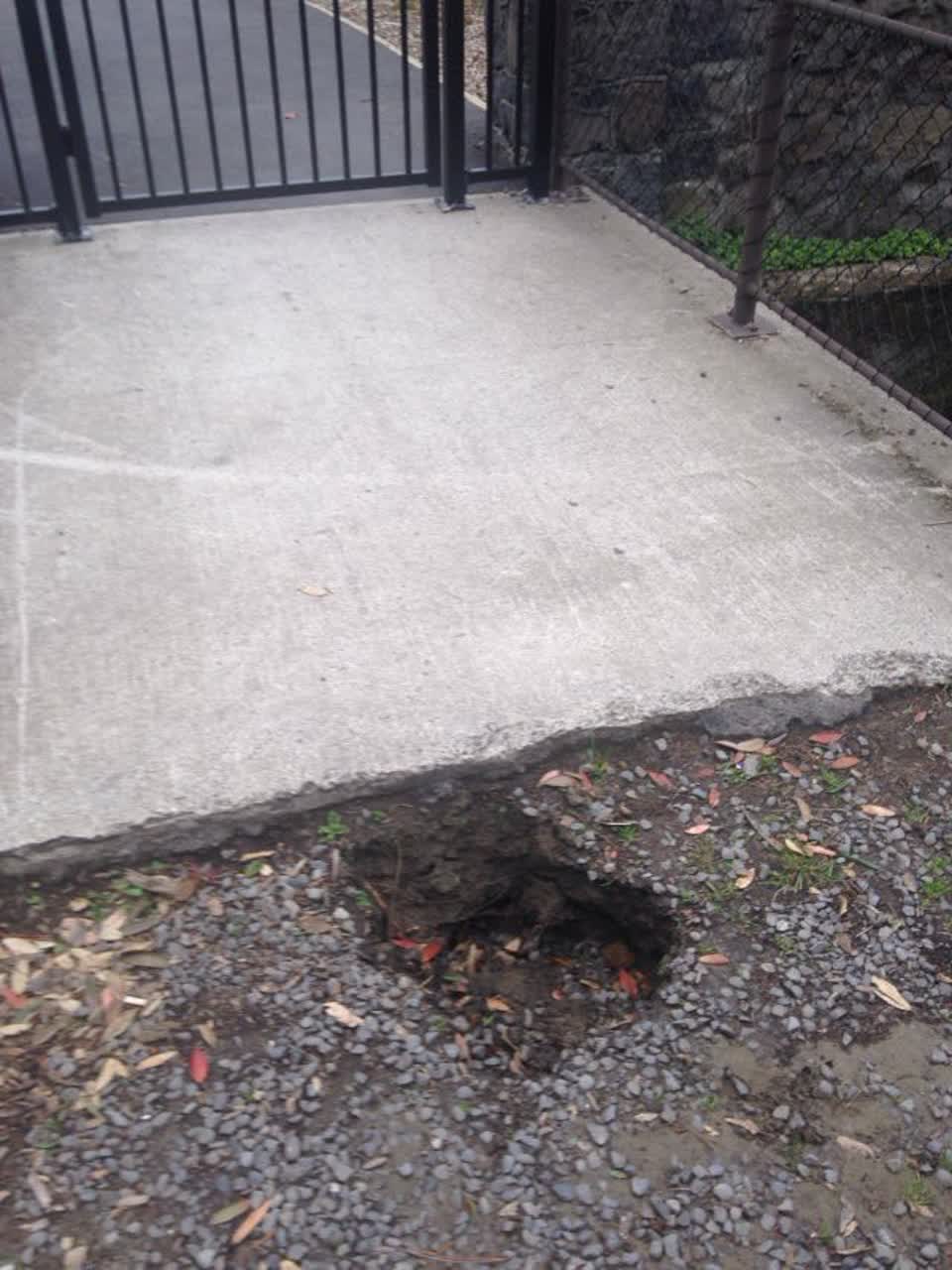 The photograph attached to this roading/streets report