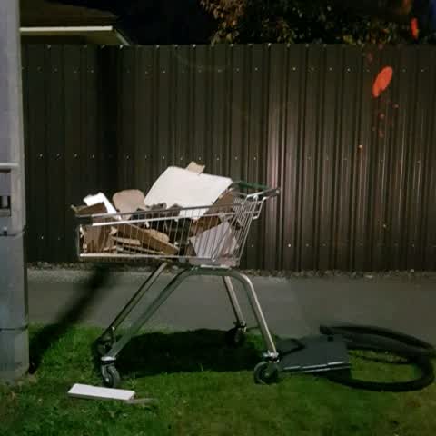 Rubbish/Recycling, a report photo