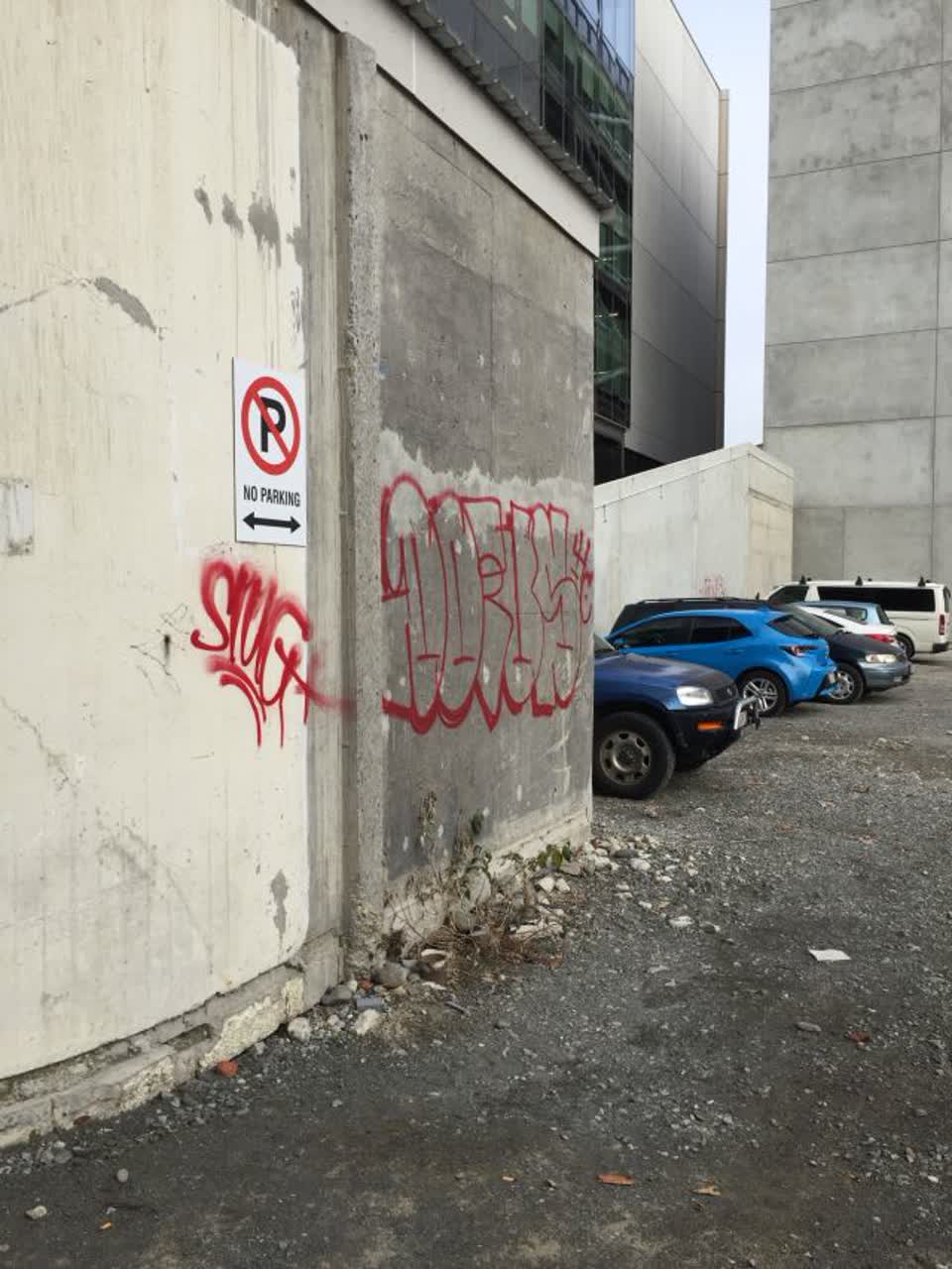 The photograph attached to this graffiti report
