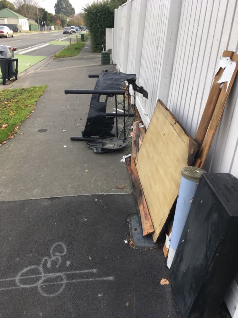 The photograph attached to this rubbish/recycling report