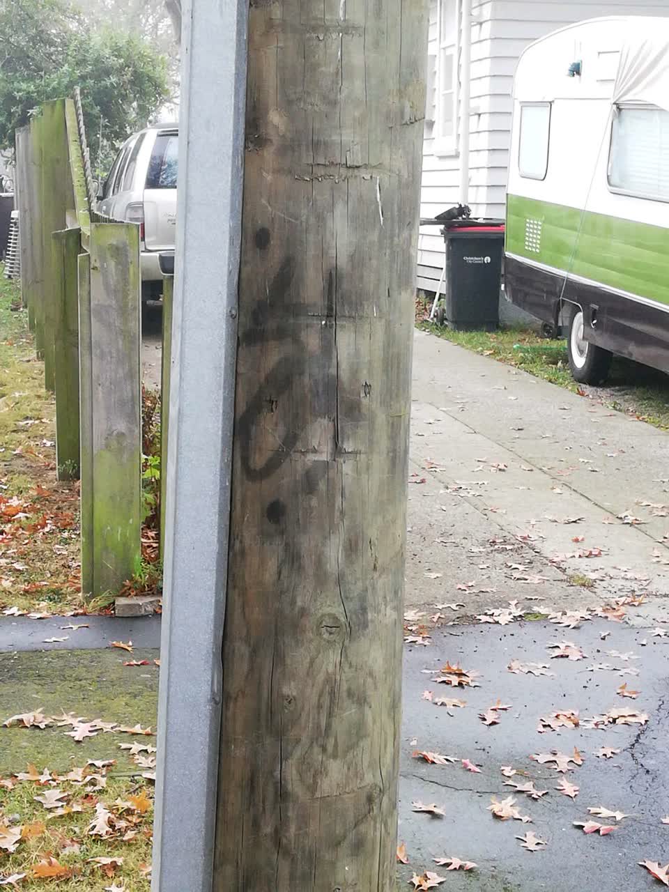 The photograph attached to this graffiti report