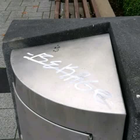 Graffiti, a report photo
