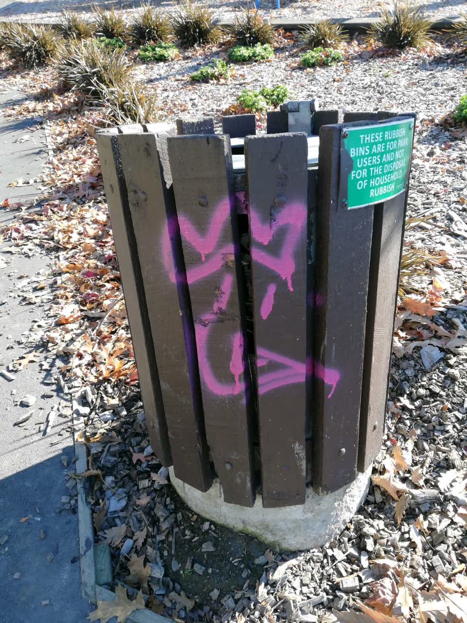 The photograph attached to this graffiti report