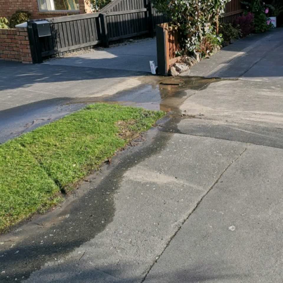 The photograph attached to this water supply report