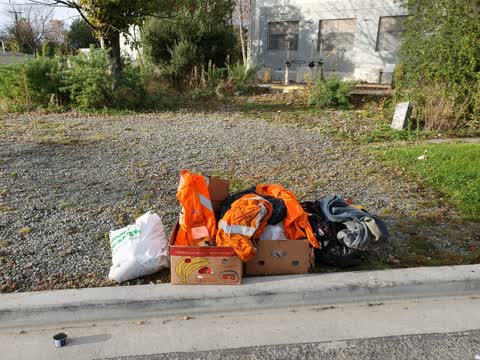 Rubbish/Recycling, a report photo