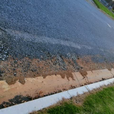 Roading/Streets, a report photo