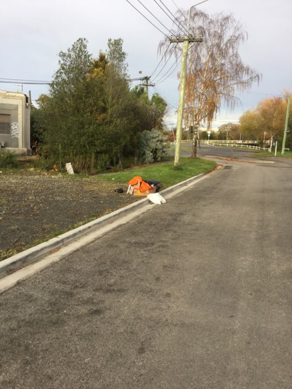 The photograph attached to this rubbish/recycling report