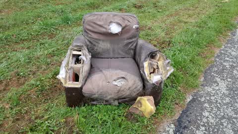 Rubbish/Recycling, a report photo