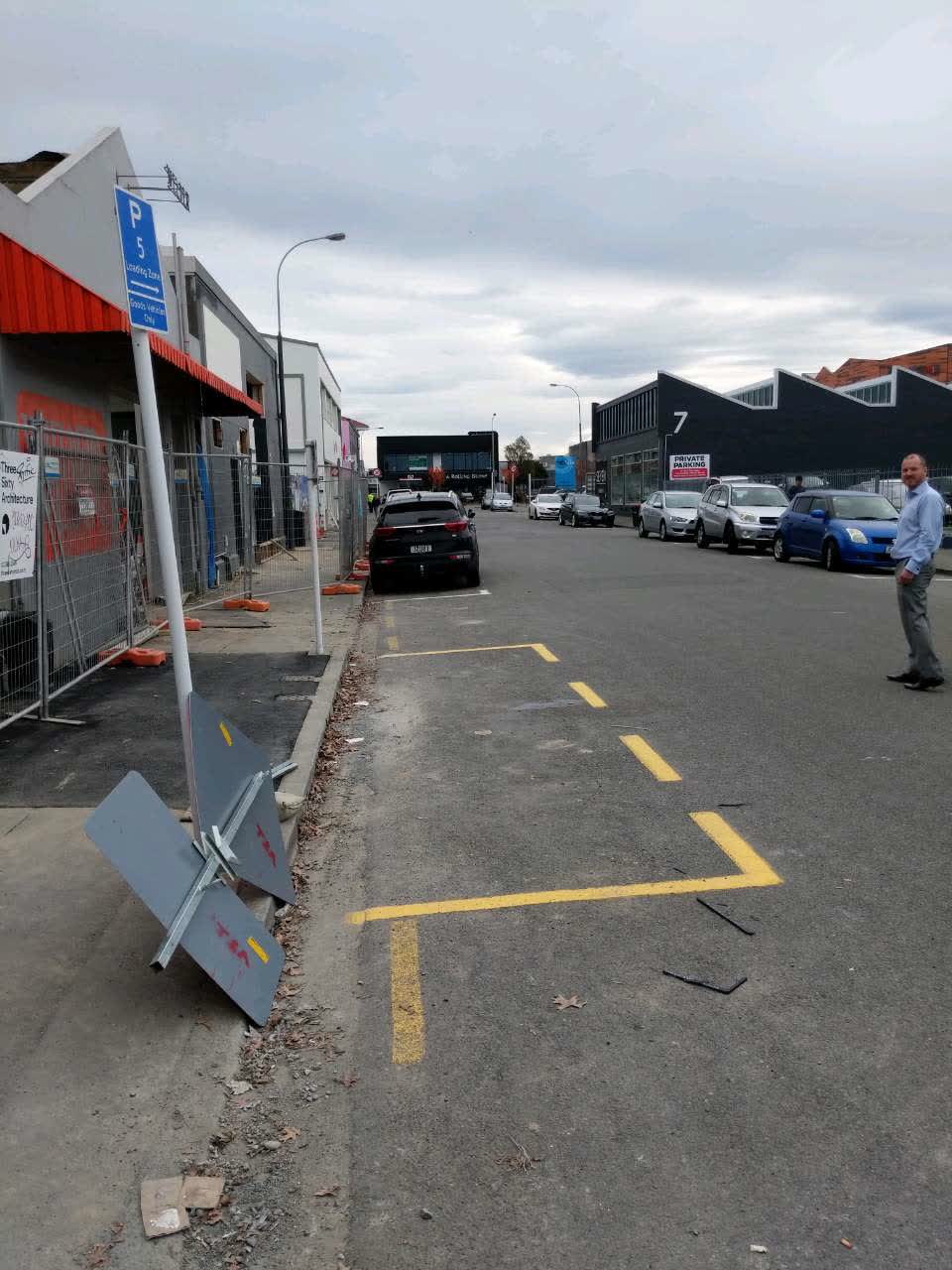 The photograph attached to this roading/streets report