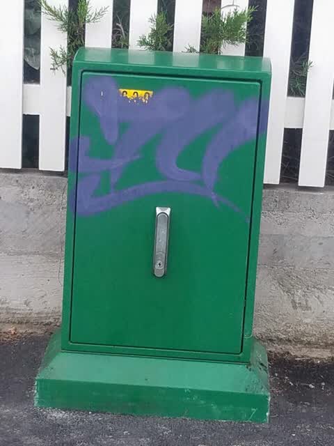 Graffiti, a report photo