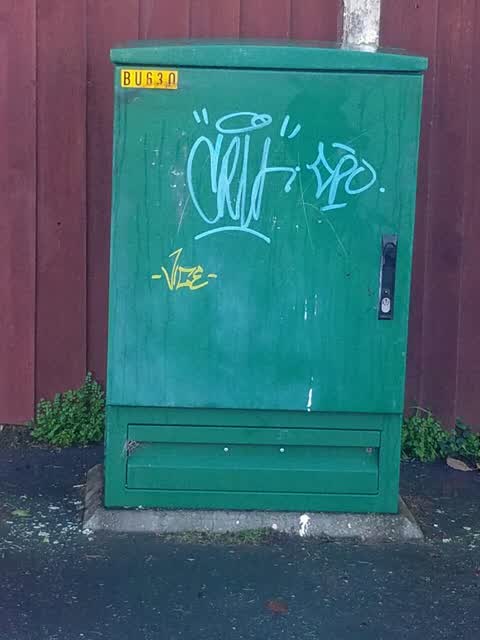Graffiti, a report photo