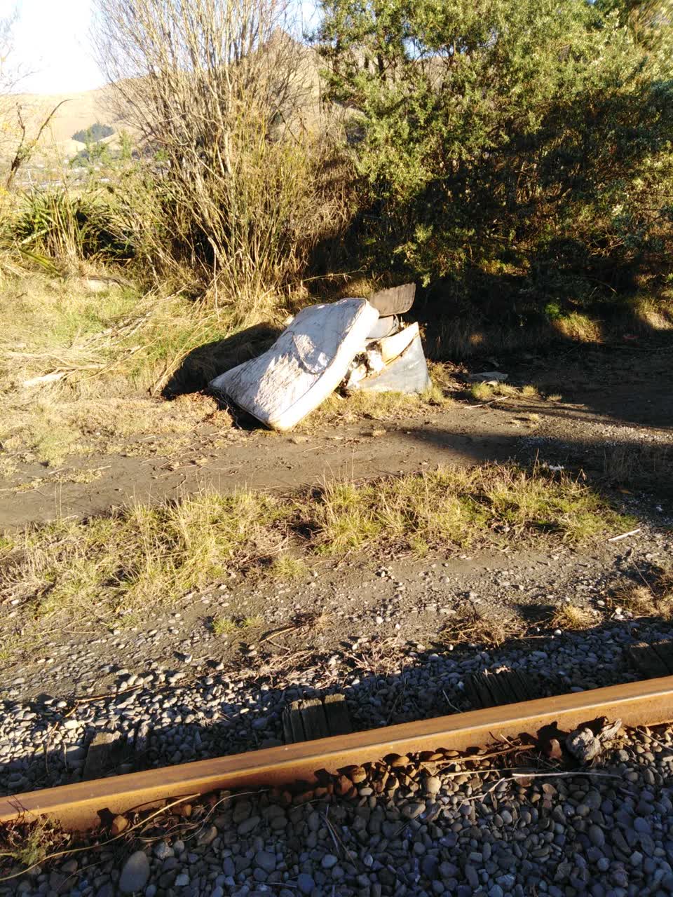 The photograph attached to this rubbish/recycling report