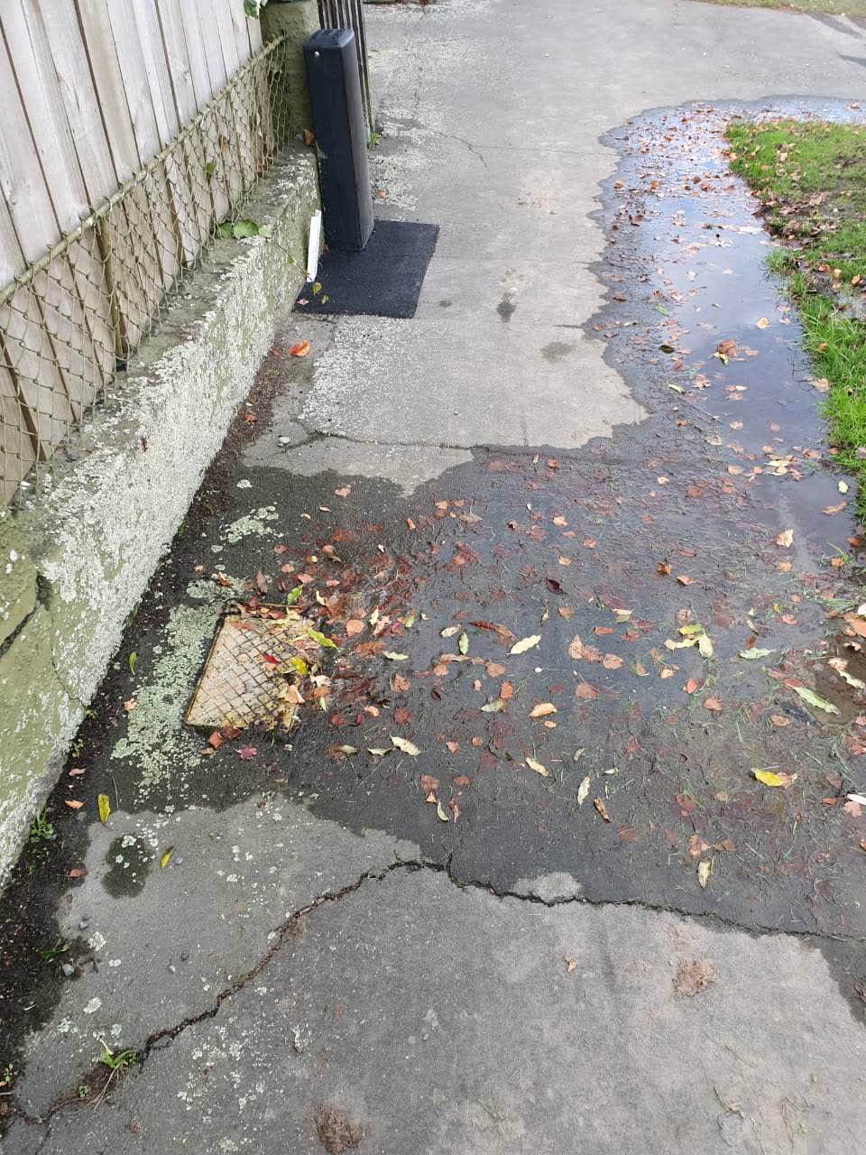 The photograph attached to this water supply report