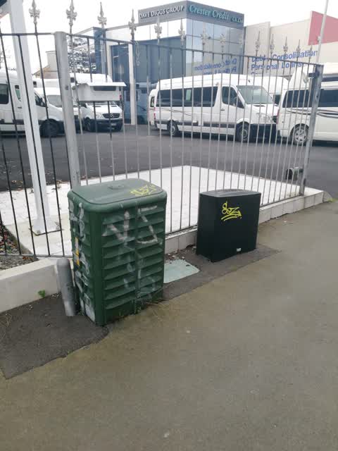 Graffiti, a report photo