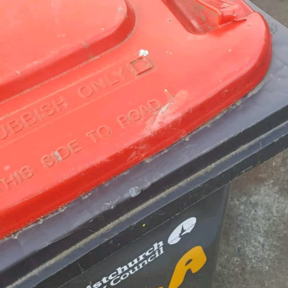 The photograph attached to this rubbish/recycling report