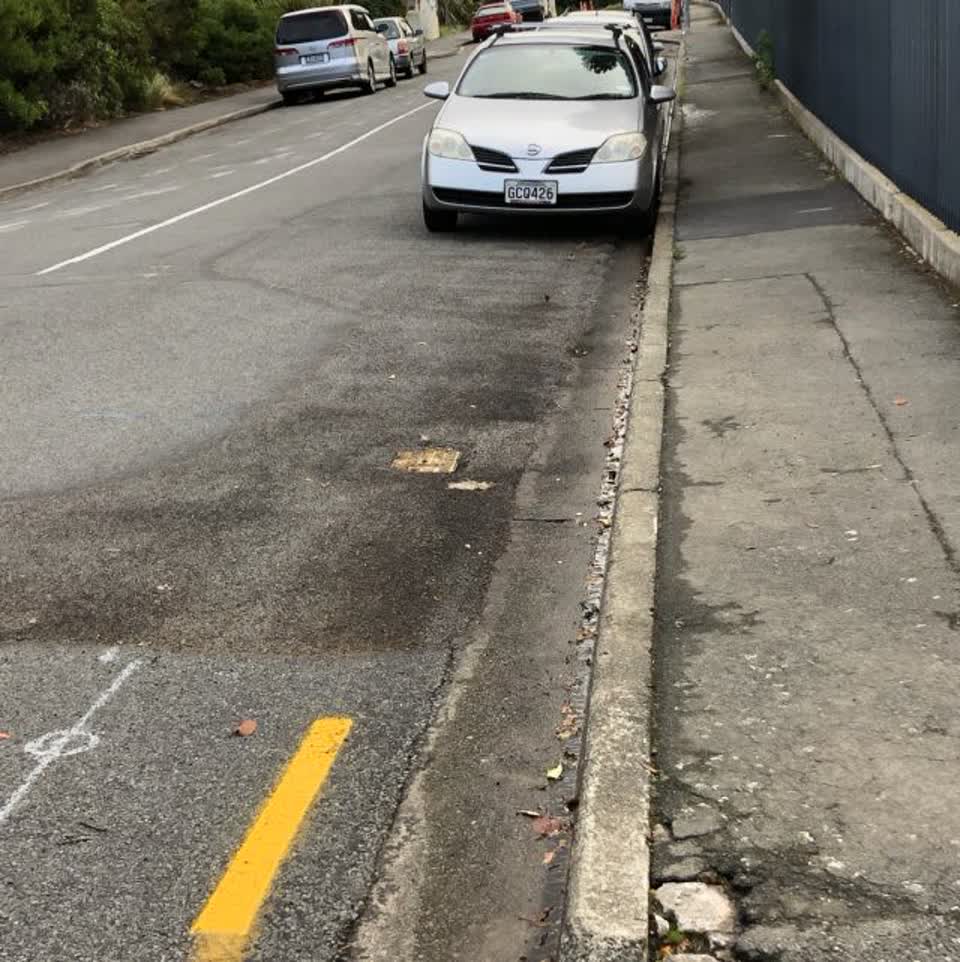 The photograph attached to this roading/streets report