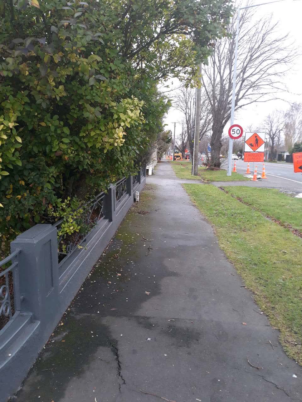 The photograph attached to this roading/streets report