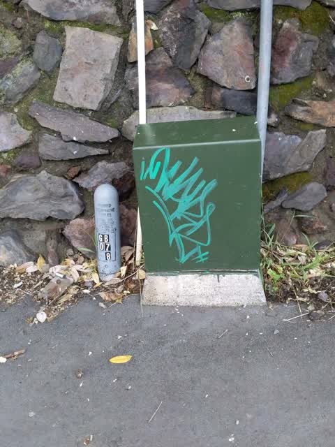 Graffiti, a report photo