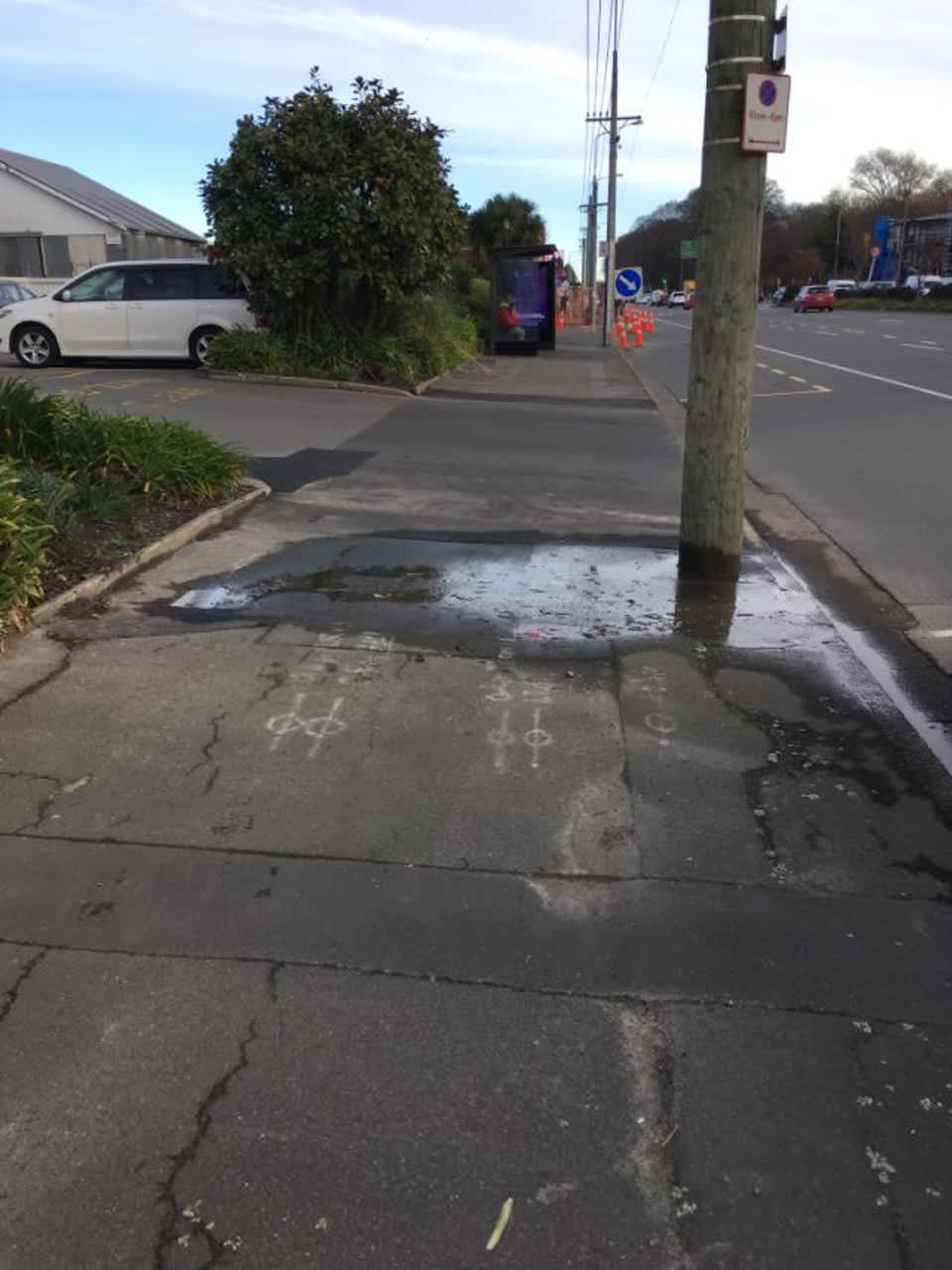 The photograph attached to this roading/streets report