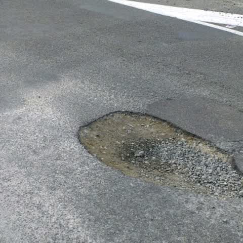 Roading/Streets, a report photo