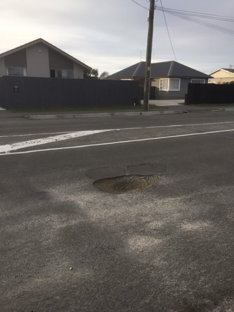 The photograph attached to this roading/streets report