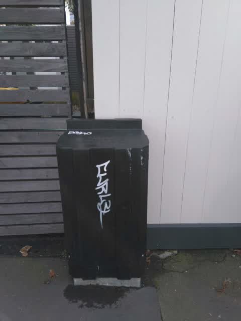 Graffiti, a report photo